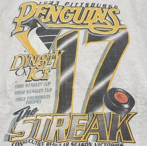 Vtg mens L pittsburgh penguins 1993 t shirt